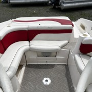 2005 Rinker 232 Capitva